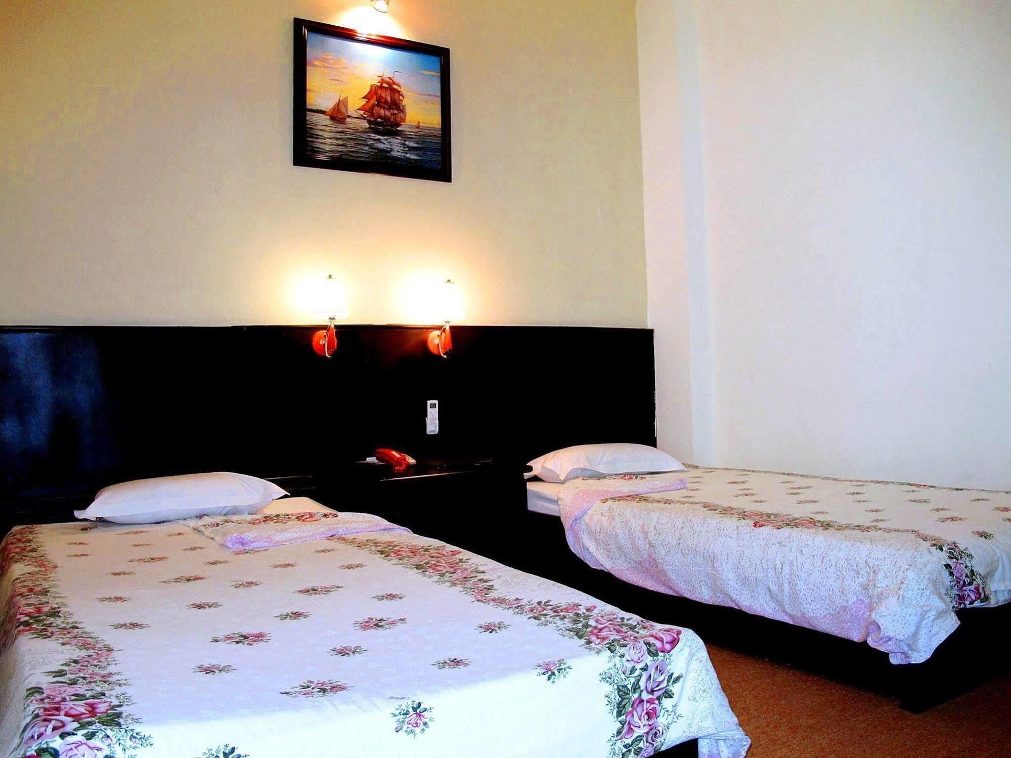 7S Hotel Cuong Long Nha Trang Exteriör bild